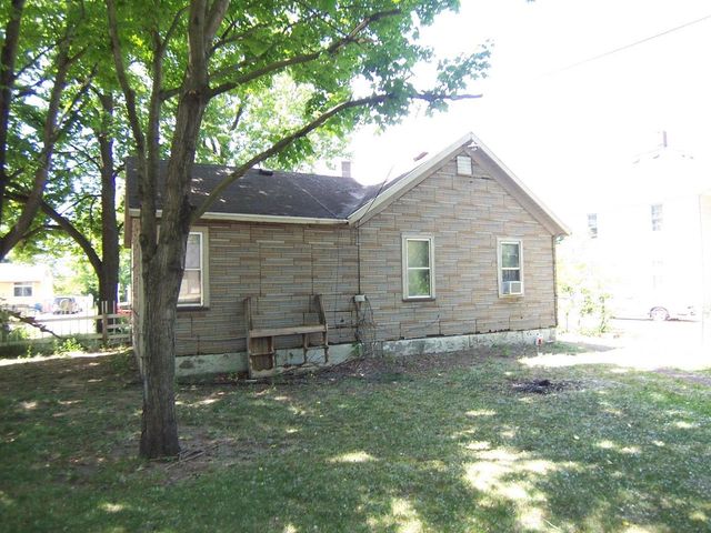 1721 Harrison Avenue, Beloit, WI 53511
