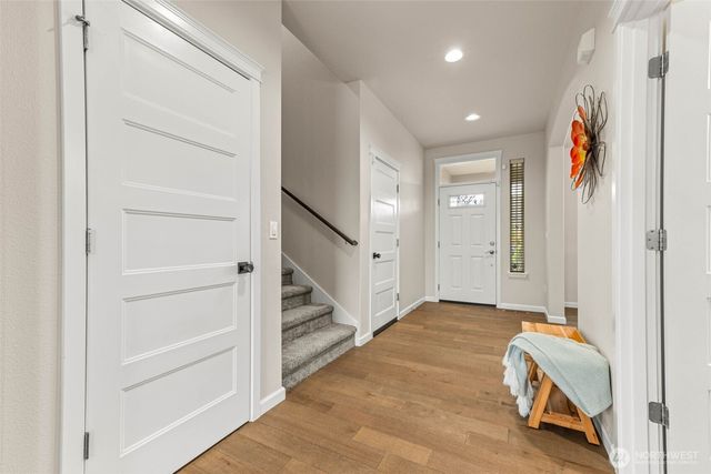 9622 6th Avenue SE, Lacey, WA 98513