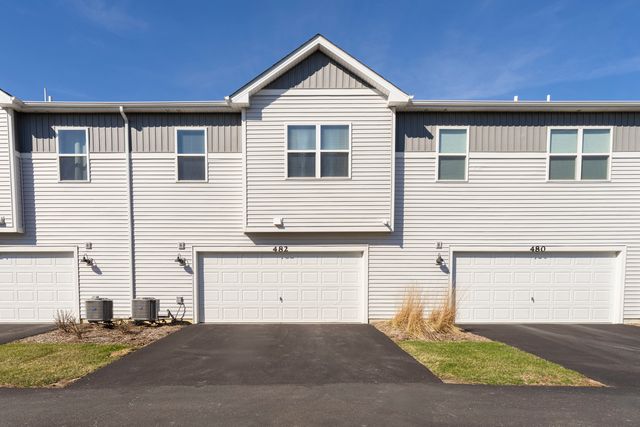 482 Comstock Rd Road, South Elgin, IL 60177