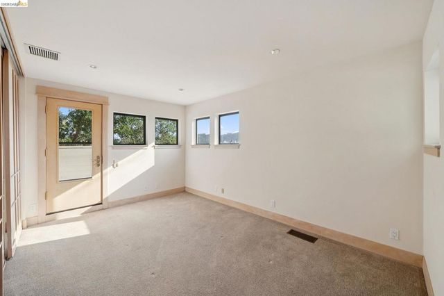 319 Tappan Ter, Orinda, CA 94563