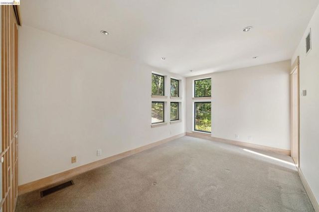 319 Tappan Ter, Orinda, CA 94563