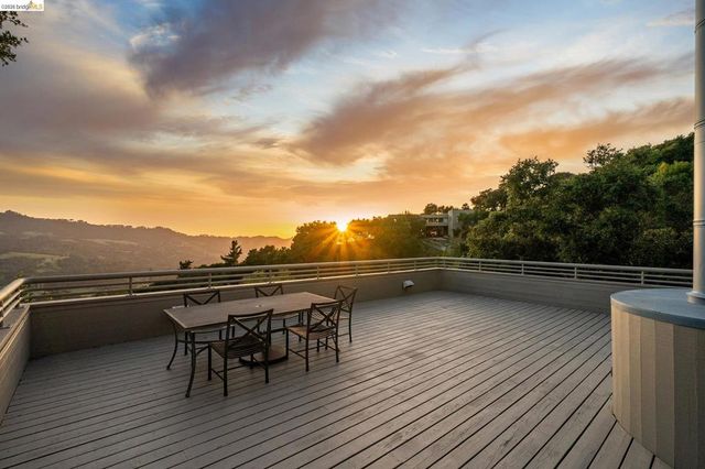 319 Tappan Ter, Orinda, CA 94563
