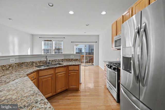 46202 WALPOLE TER, Sterling, VA 20165
