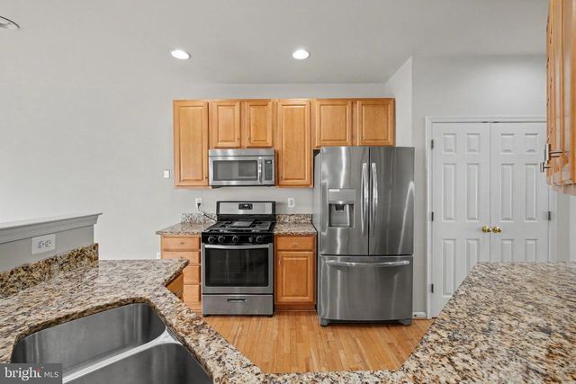 46202 WALPOLE TER, Sterling, VA 20165