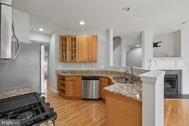 46202 WALPOLE TER, Sterling, VA 20165