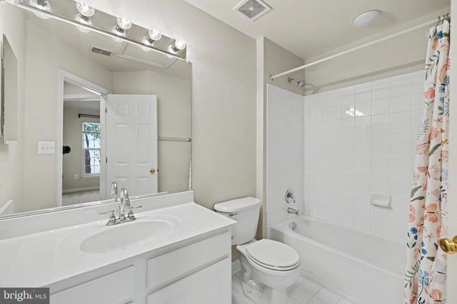 46202 WALPOLE TER, Sterling, VA 20165