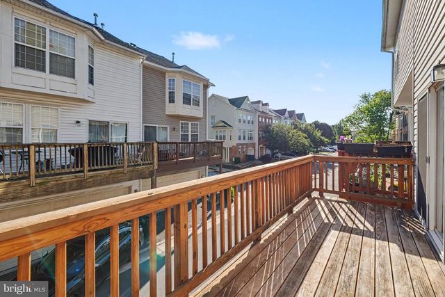 46202 WALPOLE TER, Sterling, VA 20165