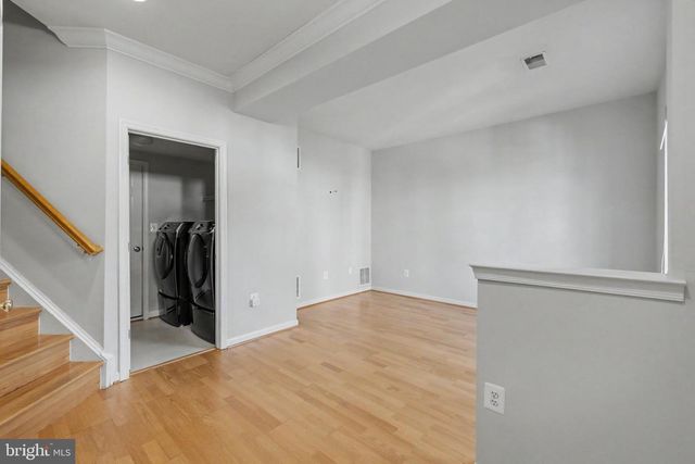 46202 WALPOLE TER, Sterling, VA 20165