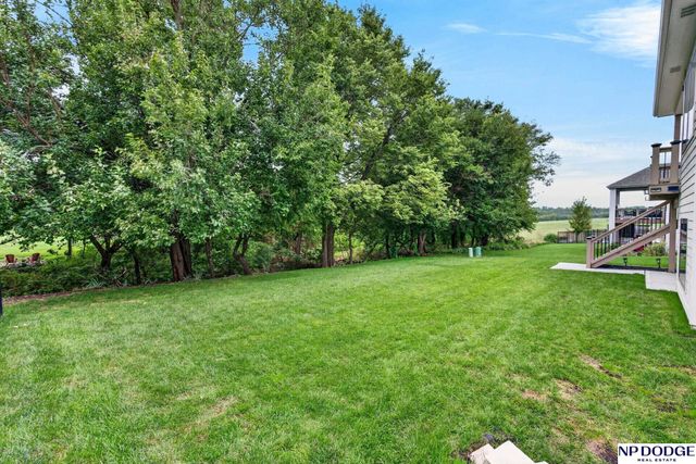 21814 H Street, Omaha, NE 68022