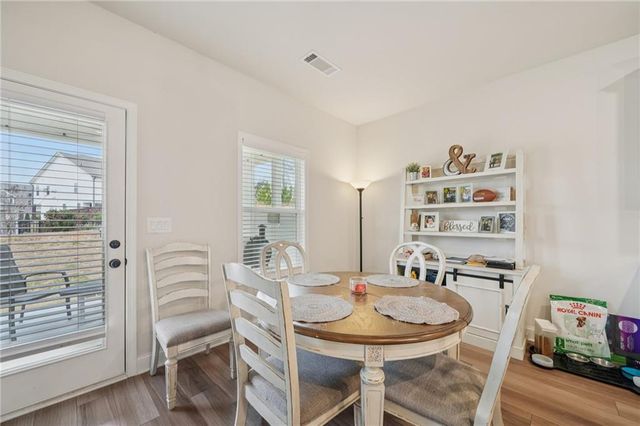 5305 Fox Hill Lane, Oakwood, GA 30566