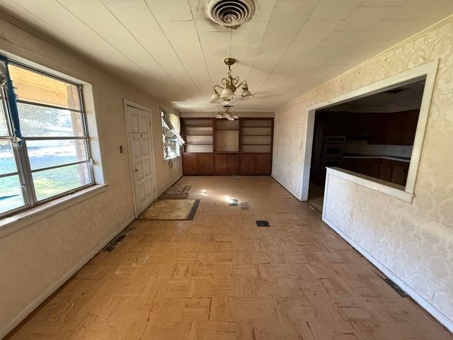 240 Willow D Street, Larose, LA 70373