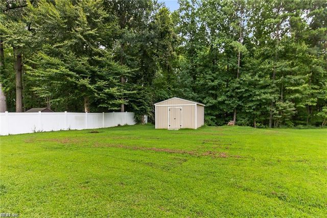 111 Windsor CT, Suffolk, VA 23434