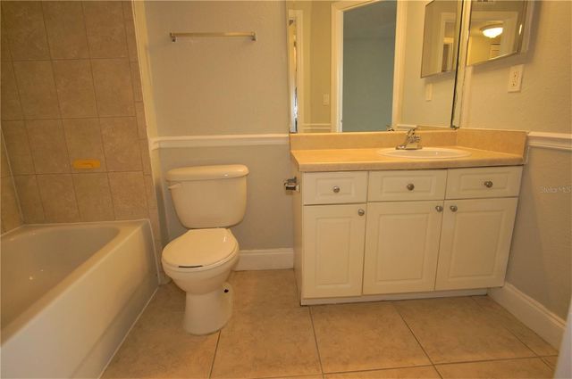 4572 COMMANDER DRIVE 1237, Orlando, FL 32822