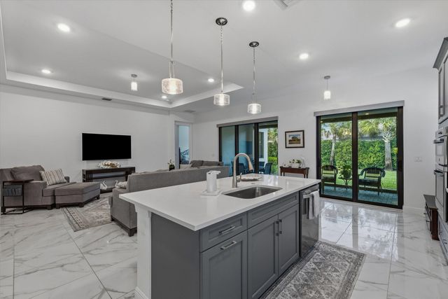 5583 Captiva Lane, Westlake, FL 33470