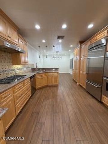 29715 Windsong Lane, Agoura Hills, CA 91301