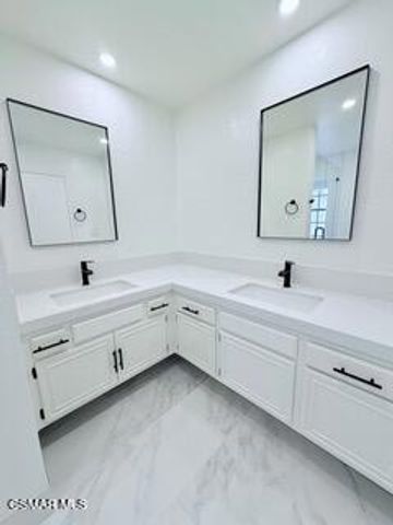 29715 Windsong Lane, Agoura Hills, CA 91301