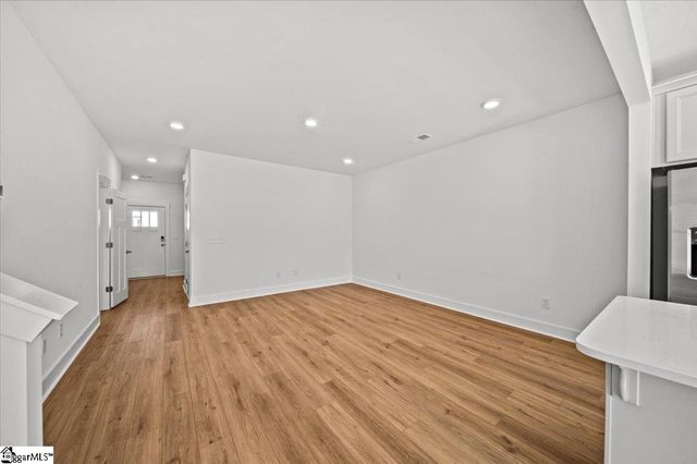 8 Redfield Place, Simpsonville, SC 29681