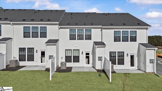 8 Redfield Place, Simpsonville, SC 29681