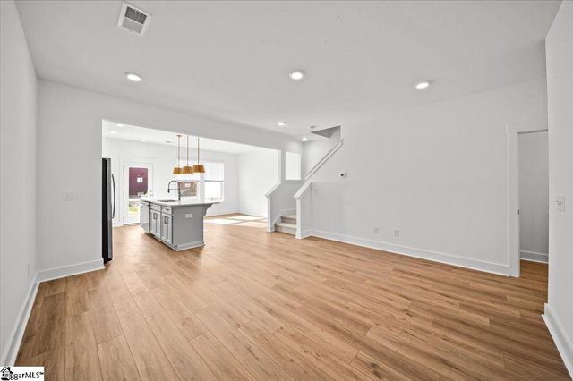 8 Redfield Place, Simpsonville, SC 29681