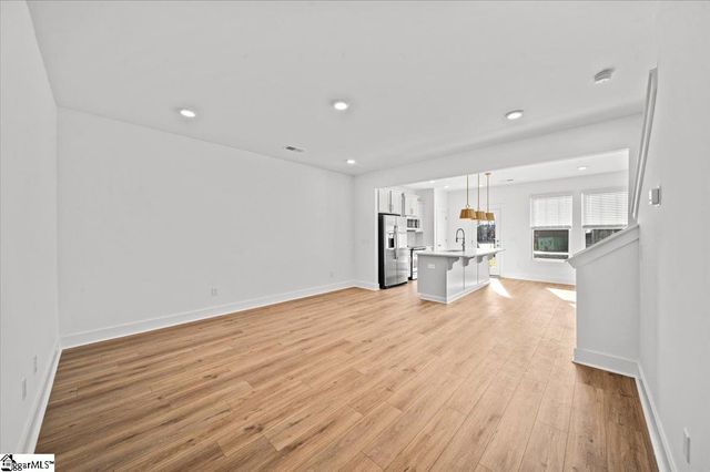 8 Redfield Place, Simpsonville, SC 29681