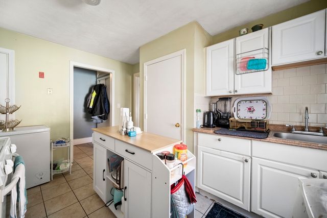 14-16 Dexter St, Lynn, MA 01902