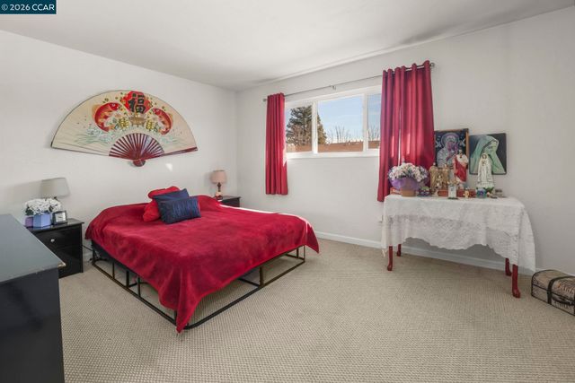 61 Meadowbrook Cir, Pittsburg, CA 94565