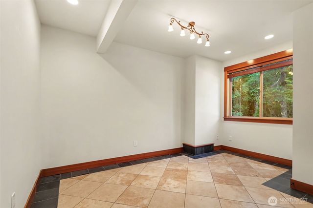 6501 215th Avenue SE, Snohomish, WA 98290