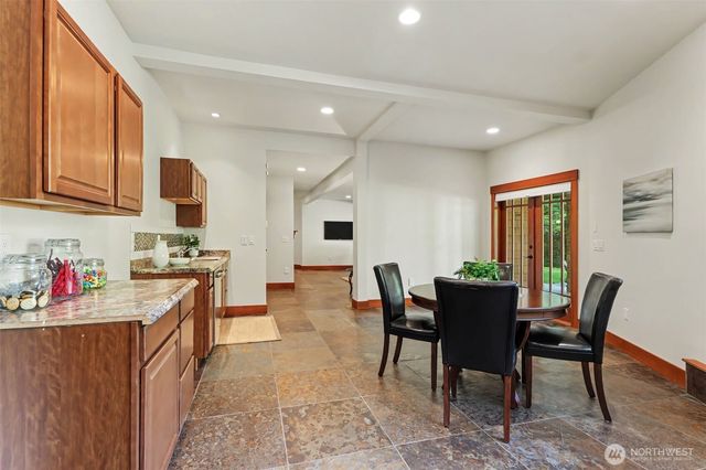 6501 215th Avenue SE, Snohomish, WA 98290