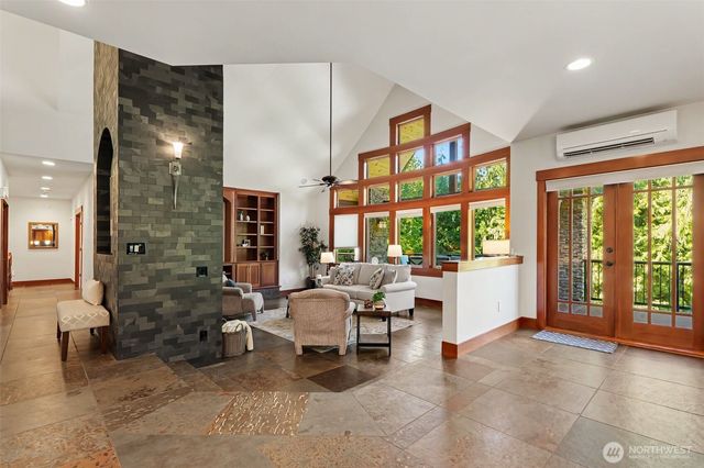 6501 215th Avenue SE, Snohomish, WA 98290