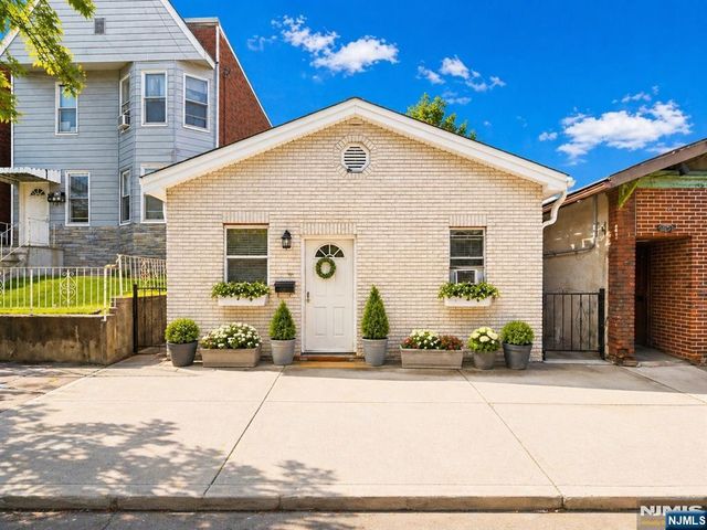 602 Elm Street, Kearny, NJ 07032