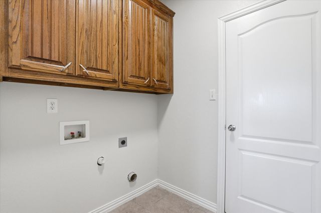 4764 S Fm 271, Bonham, TX 75418