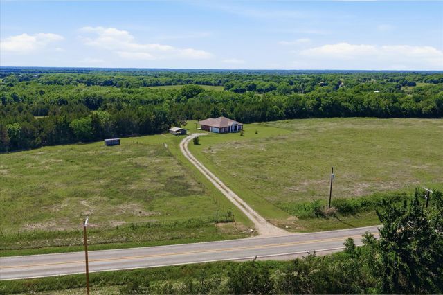 4764 S Fm 271, Bonham, TX 75418