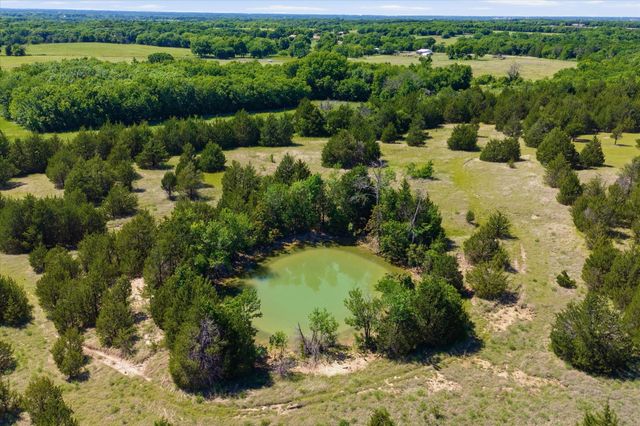 4764 S Fm 271, Bonham, TX 75418