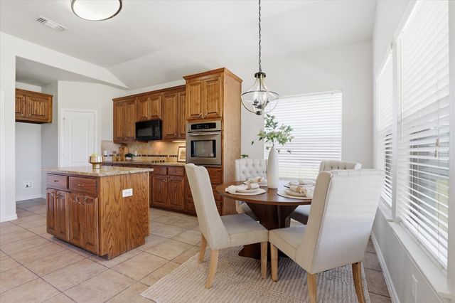 4764 S Fm 271, Bonham, TX 75418