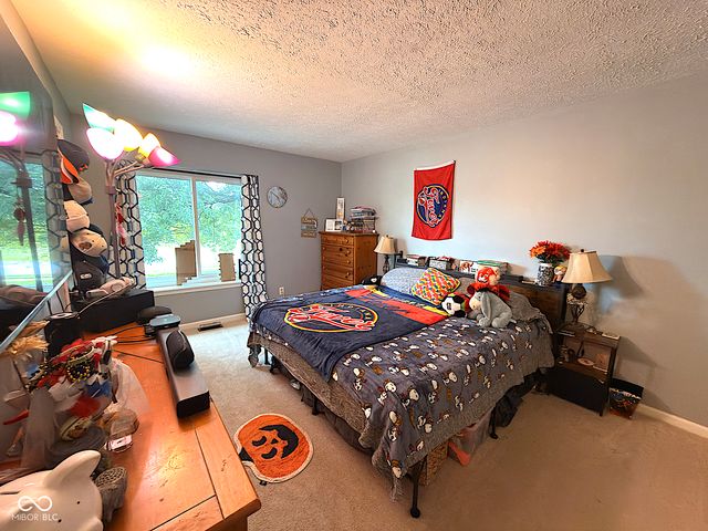 9102 Fireside, Indianapolis, IN 46250