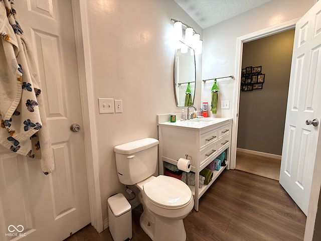 9102 Fireside, Indianapolis, IN 46250