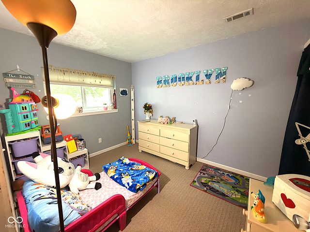 9102 Fireside, Indianapolis, IN 46250