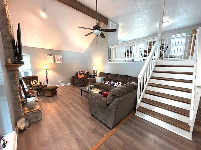 9102 Fireside, Indianapolis, IN 46250