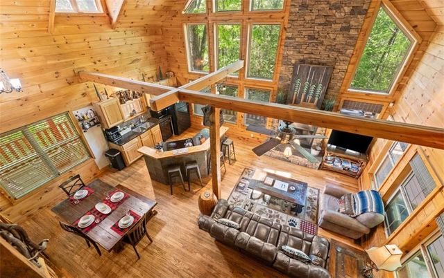 2239 Dean Mountain Road, Cleveland, GA 30528