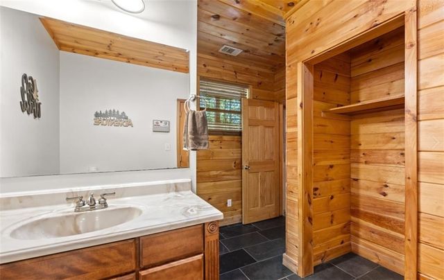 2239 Dean Mountain Road, Cleveland, GA 30528