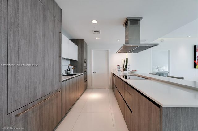 350 Ocean Dr 405N, Key Biscayne, FL 33149