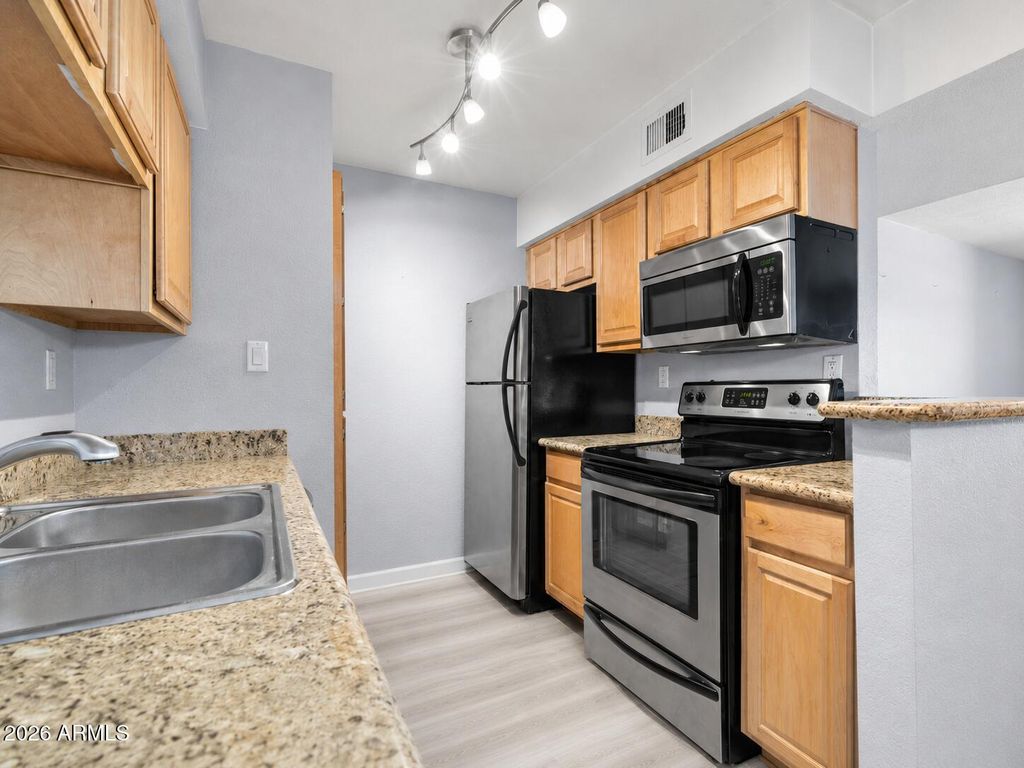 5995 N 78TH Street 2020, Scottsdale, AZ 85250 — photo 2