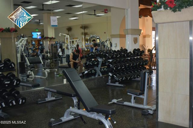 926 W Via De Gala, Sahuarita, AZ 85629