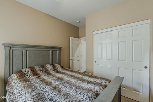 926 W Via De Gala, Sahuarita, AZ 85629