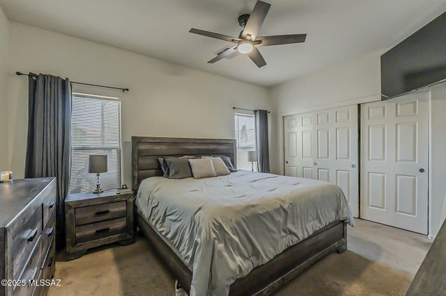 926 W Via De Gala, Sahuarita, AZ 85629