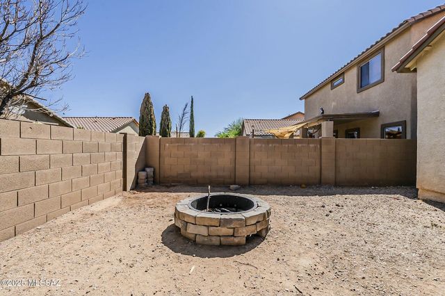 926 W Via De Gala, Sahuarita, AZ 85629