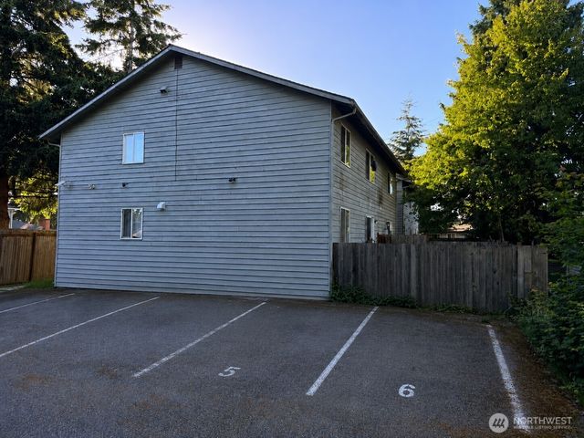 7611 Ridgewood Drive, Everett, WA 98203