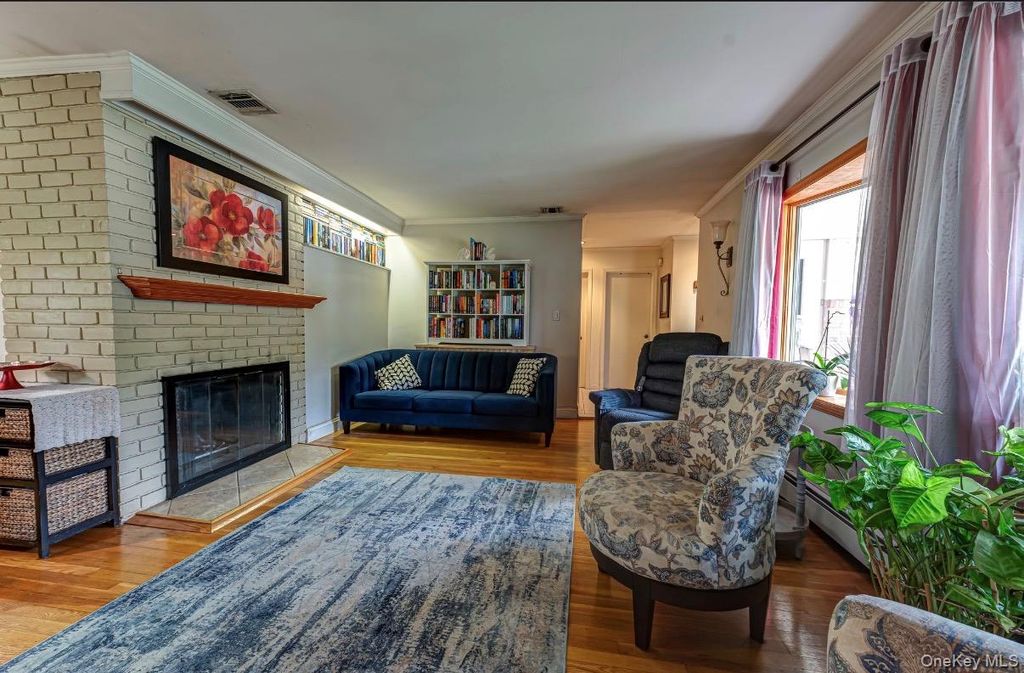 1109 Sunapee Road, West Hempstead, NY 11552 — photo 4