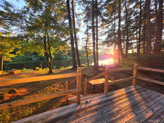 25 George Segar Road, Swan Lake, NY 12783
