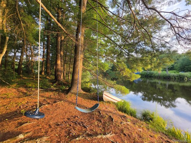 25 George Segar Road, Swan Lake, NY 12783